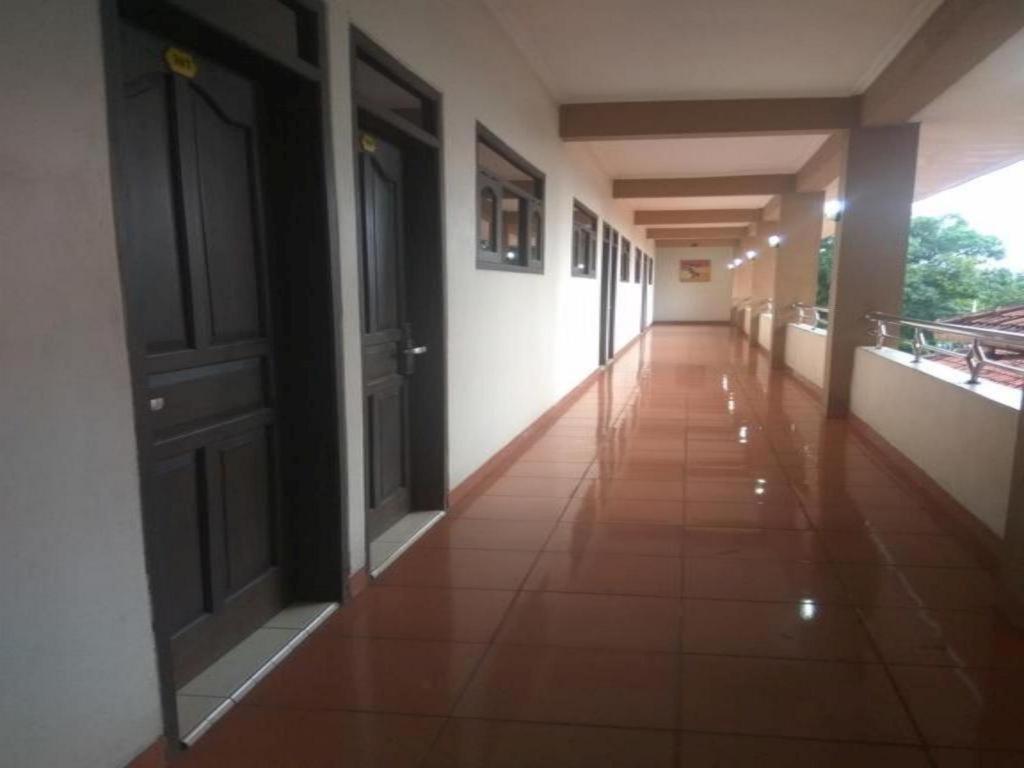 Graha Hotel Sragen Exterior photo